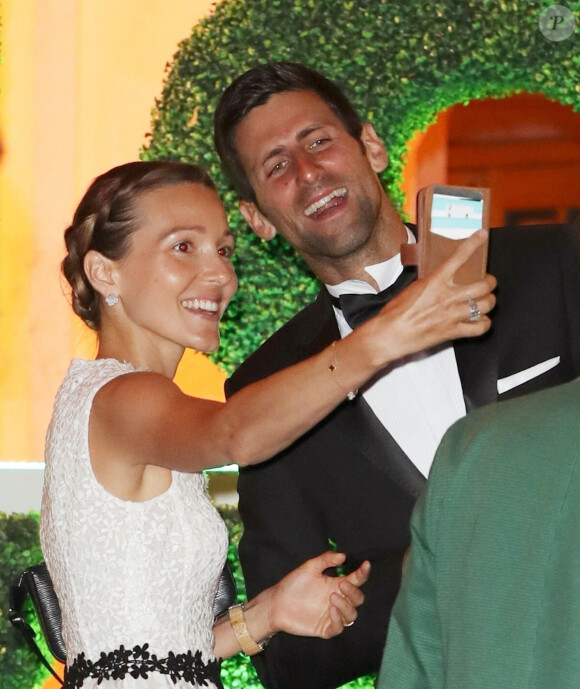 Novak Djokovic et sa femme Jelena Djokovic lors du dîner des champions de Wimbledon à Guildhall à Londres, le 15 juillet 2018.