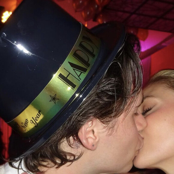 Brooklyn Beckham et sa fiancée Nicola Ann Peltz. Janvier 2022.