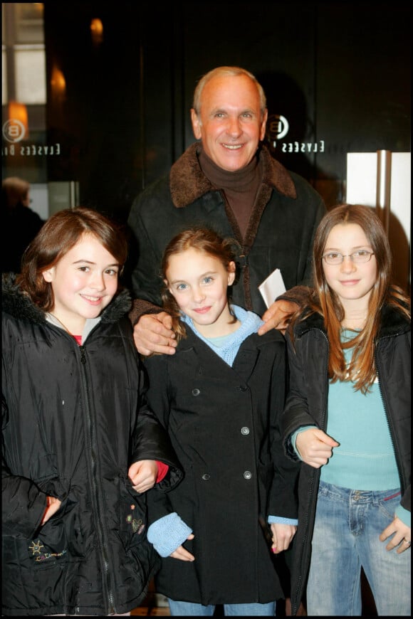 Patrice Laffont, sa fille Mathilde et deux copines - Première du film "Les 3 rois mages" à L'Elysée Biarritz.