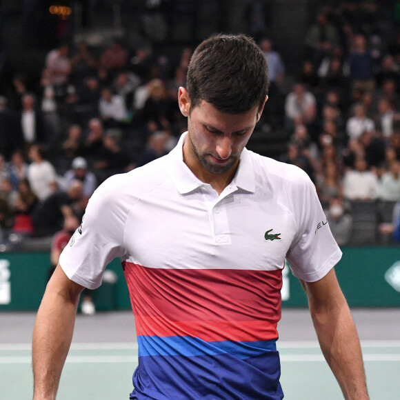 Novak Djokovic - Novak Djokovic remporte la finale homme du Rolex Paris Masters face à Daniil Medvedev le 7 novembre 2021. © Veeren/Bestimage