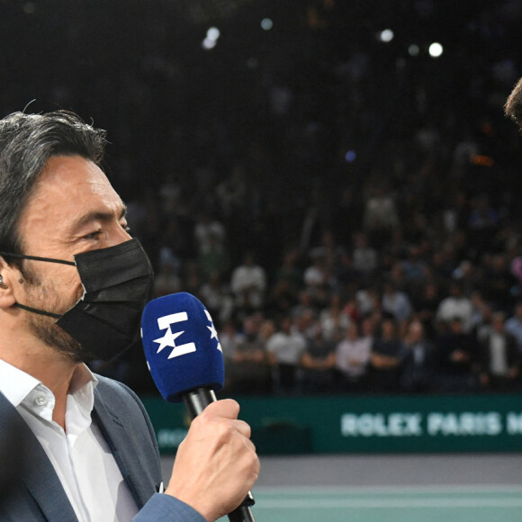 Novak Djokovic remporte la finale homme du Rolex Paris Masters face à Daniil Medvedev le 7 novembre 2021. © Veeren/Bestimage