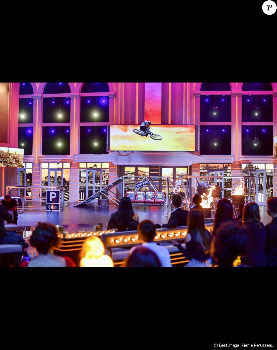 Exclusif - X-Sports Show - Enregistrement de l'émission "Spectaculaire" à Paris, diffusée le 15 janvier sur France 2. © Pierre Perusseau / Bestimage