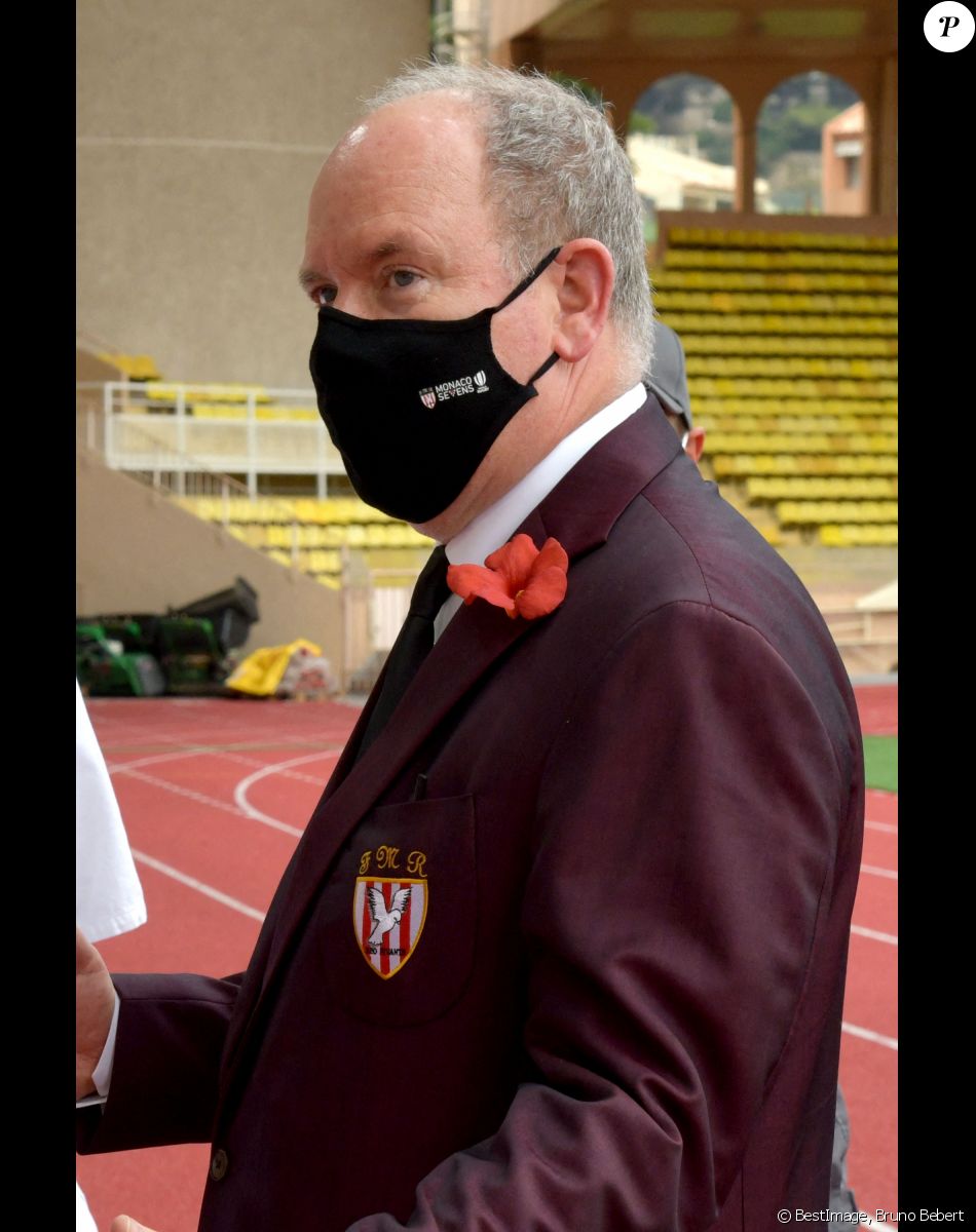 Le prince Albert II de Monaco durant la dernière journée du World Rugby Sevens Repechage tournament au Stade Louis II, le 20 juin 2021. © Bruno Bebert/Bestimage