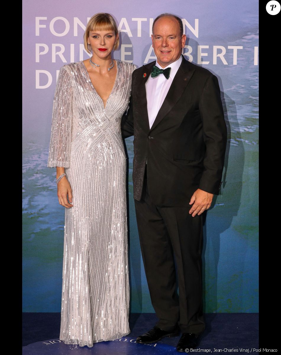 Albert de Monaco, la princesse Charlene - Photocall du gala "Monte-Carlo Gala for Planetary Health". © Jean-Charles Vinaj / Pool Monaco / Bestimage