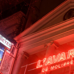 Illustration lors de la première de la pièce de théâtre "L'avare" au Théâtre des Variétés à Paris le 15 janvier 2022 © Rachid Bellak / Bestimage 