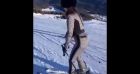 Nabilla chute lors d'une descente au ski, en janvier 2022.