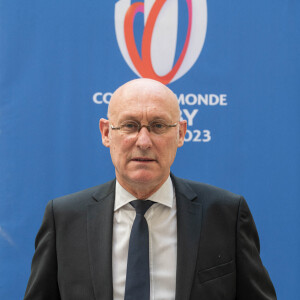 Bernard Laporte, président de la Fédération française de rugby (FFR) - Le Premier ministre, accompagné du ministre de l'Education nationale, de la Jeunesse et des Sports, de la ministre du Travail, de l'Emploi et de l'Insertion et de la ministre déléguée chargée des Sports, se rend au siège du Comité d'organisation de la Coupe du monde de rugby 2023 en France, à l'occasion du lancement officiel du programme Campus 2023 à Paris, France, le 29 mars 2021. © Daniel Derajinski/Pool/Bestimage