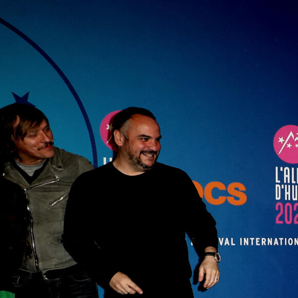 Pascal Demolon, François-Xavier Demaison, Ramzy Bedia et Franck Dubosc - Photocall de la soirée lors de la 25ème édition du Festival international du film de comédie de l'Alpe d'Huez le 18 janvier 2022. © Dominique Jacovides / Bestimage