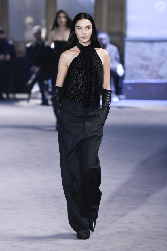 Mariacarla Boscono - Défilé de mode prêt-à-porter automne-hiver 2022/2023 AMI lors de la fashion week de Paris. Le 19 janvier 2022 