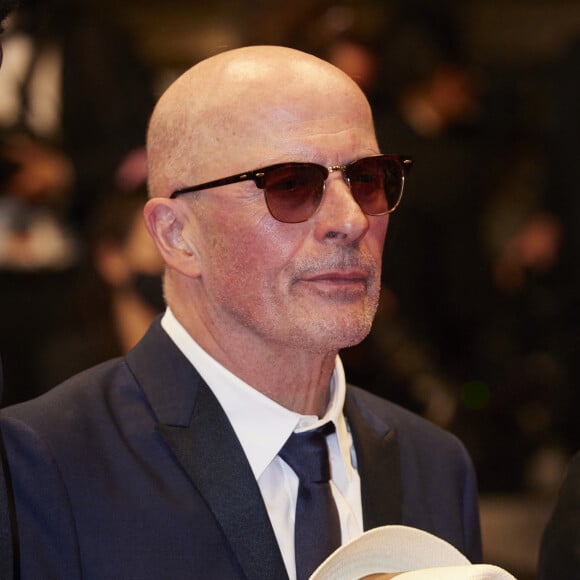 Jacques Audiard - Montée des marches du film "Les Olympiades" lors du 74e Festival International du Film de Cannes. © Borde-Jacovides-Moreau / Bestimage