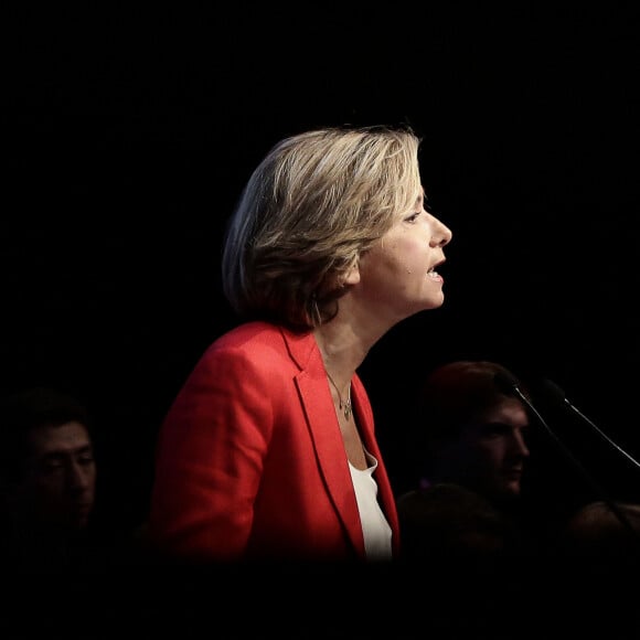 Valérie Pécresse - Les ténors de la droite et du centre se sont rassemblés dimanche à Nogent-sur-Marne (Val-de-Marne) le 27 septembre 2015 autour de Valérie Pécresse, candidate à la présidence de l'Ile-de-France aux élections de décembre, pour un meeting de soutien qui a pris des allures de campagne pour la primaire.