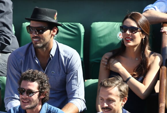Sofia Essaidi et son compagnon Adrien Galo - People dans les tribunes de Roland Garros lors de la Coupe Davis. Le 12 septembre 2014