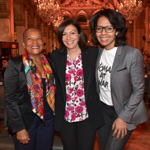 Christiane Taubira, Anne Hidalgo (Maire de Paris et présidente du C40) et Audrey Pulvar - 3ème conférence annuelle du mouvement "Women4Climate" à la Mairie de Paris le 21 février 2019.