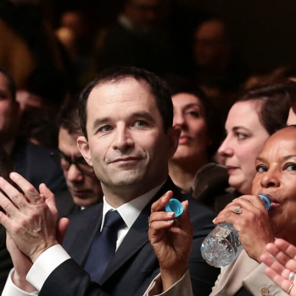 Arnaud Montebourg, Benoît Hamon, Christiane Taubira, Anne Hidalgo lors du discours d'investiture de Benoît Hamon, après sa victoire à la primaire de la gauche à la Mutualité, à Paris, France, le 5 février 2017.