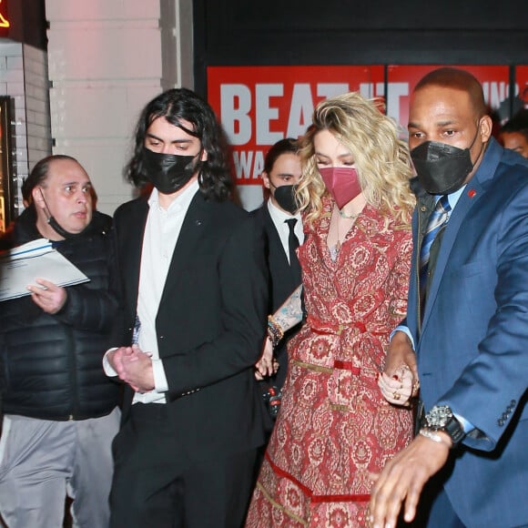 Paris Jackson et ses frères Prince Michael Jackson I et II à la sortie du Neil Simon Theatre où ils ont assisté à la première de la comédie musicale "MJ" à New York, le 1er février 2022.