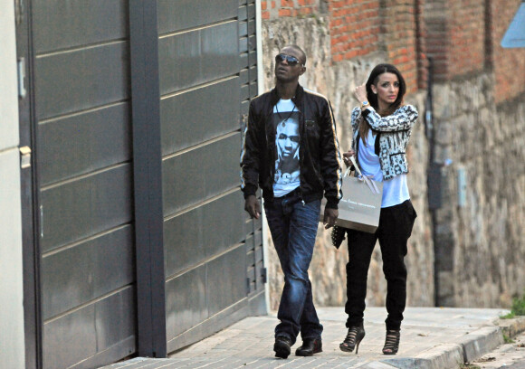 Eric Abidal et sa petite amie - Anniversaire de Cesc Fabregas a Barcelone le 4 mai 2013.