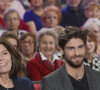 Michel Leeb, sa femme Beatrice, et leurs enfants Elsa, Fanny et Tom - Enregistrement de l'émission "Vivement Dimanche" à Paris, le 7 janvier 2015. L'émission sera diffusée le 11 janvier 2015. 