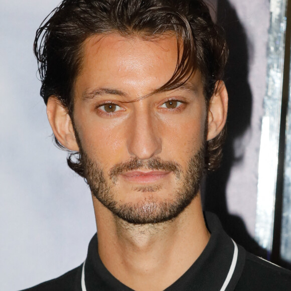 Pierre Niney - Avant-première du film "Boîte noire" à l'UGC Ciné Cité les Halles à Paris, France, le 06 septembre 2021. © Christophe Clovis / Bestimage 