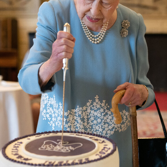 La reine Elisabeth II quitte Sandringham House, qui est la résidence de la reine à Norfolk, après une réception avec des représentants de groupes communautaires locaux pour célébrer le début du Jubilé de platine.Le 5 février 2022.
