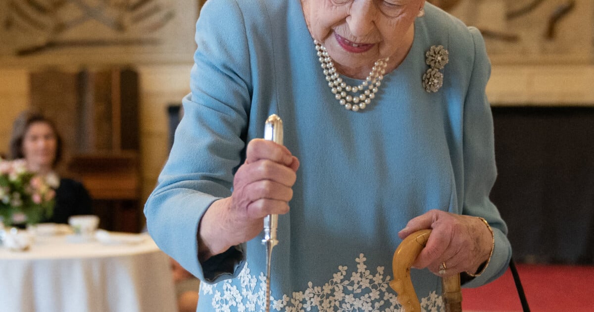 Elizabeth II diva comme jamais vidéo tordante pour ses 70 ans de
