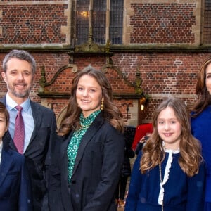 La princesse Mary, le prince Frederik et leurs enfants le prince Vincent, la princesse Josephine et la princesse Isabella - Ouverture de l'exposition "H.K.H. Crown Princess Mary 1972-2022", à l'occasion du 50ème anniversaire de la princesse Mary de Danemark, à Hillrod. Le 3 février 2022