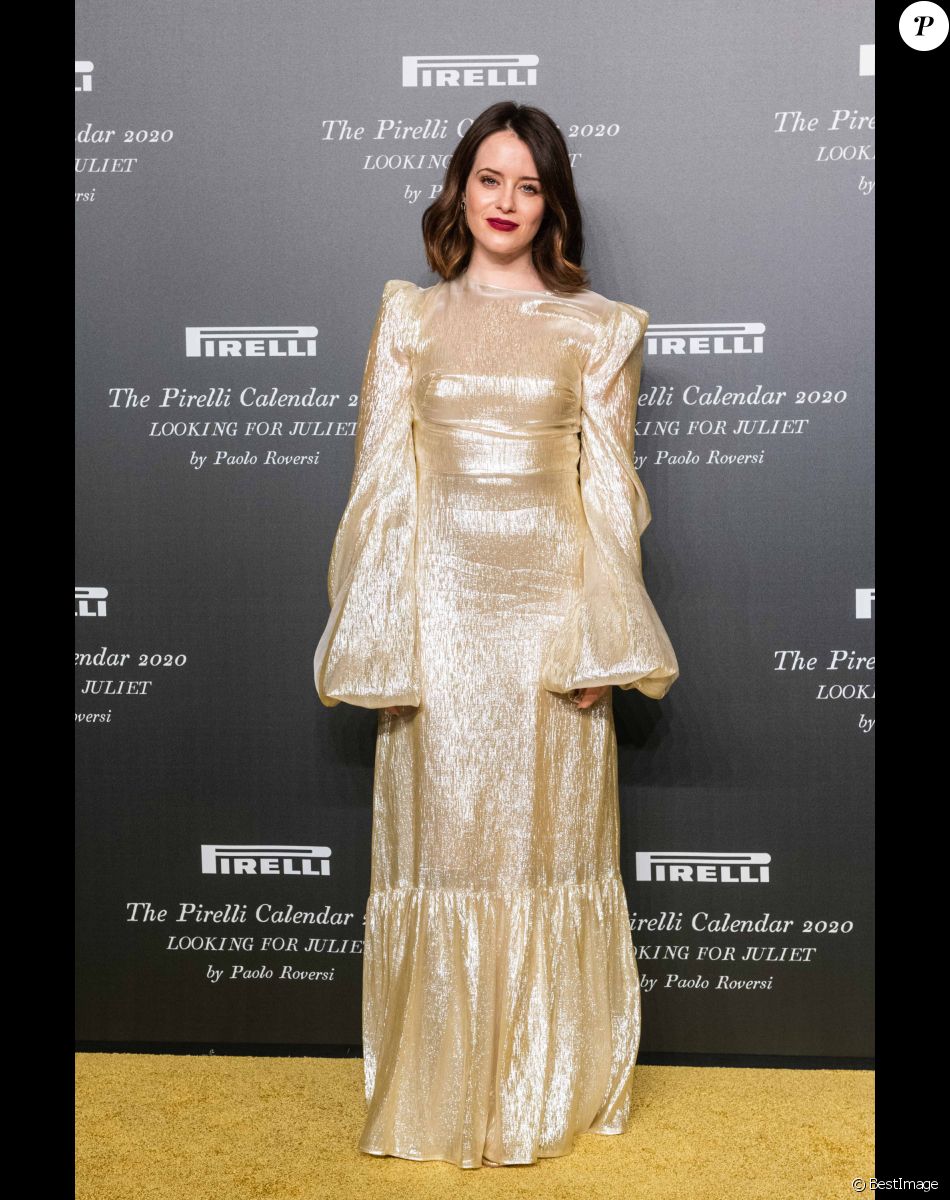 Claire Foy - Photocall de la soirée de présentation du calendrier Pirelli 2020 à Vérone le 3 décembre 2019.