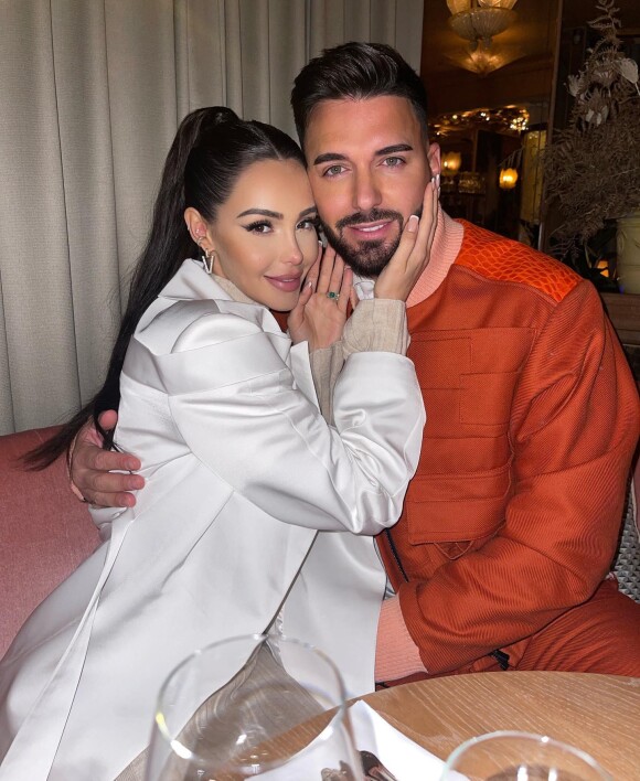 Nabilla Benattia et Thomas Vergara en couple depuis neuf ans