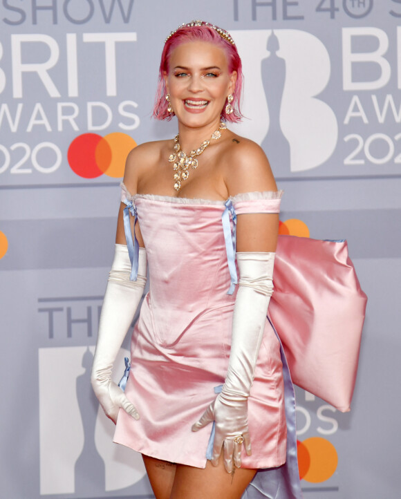 Anne-Marie - Cérémonie des "Brit Awards 2020" à l'O2 Arena à Londres, le 18 février 2020.