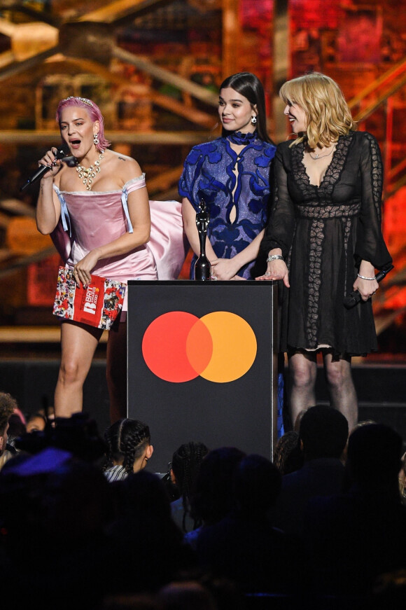 Anne-Marie, Hailee Steinfeld, Courtney Love - Cérémonie des "Brit Awards 2020" à l'O2 Arena à Londres, le 18 février 2020.