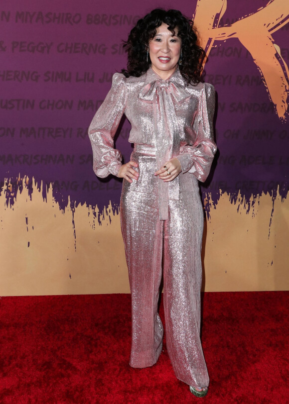 Sandra Oh lors du 19ème Gala annuel inoubliable Asian American Awards au Beverly Hilton Hotel à Los Angeles, Californie, Etats-Unis, le 11 décembre 2021.