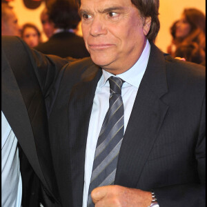 Bernard Tapie à l'inauguration de la boutique Look rue Saint-Honoré à Paris en 2011