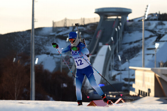 Anais Chevalier-Bouchet (argent) - Les médaillés du Biathlon 15km femme aux Jeux Olympiques d'Hiver de Pékin 2022, le 7 février 2022.