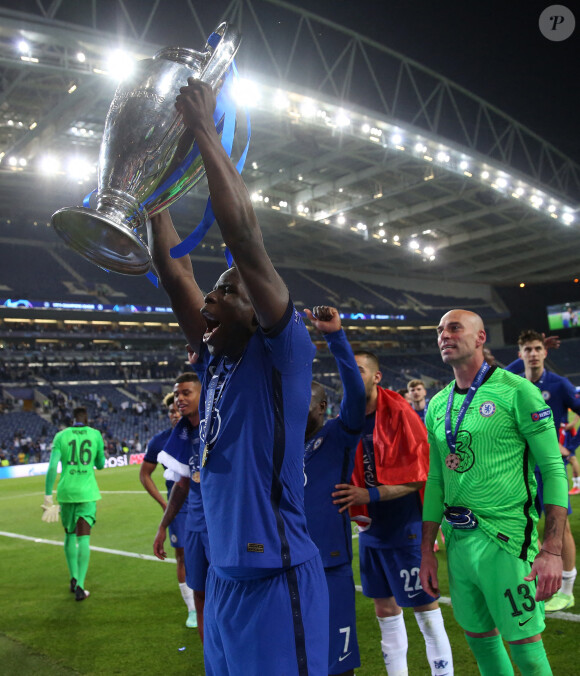 Kurt Zouma - Chelsea remporte la Ligue des champions face à Manchester City (1-0) au stade du Dragon à Porto devant 14.110 spectateurs, après une saison à huis clos en raison de l'épidémie de coronavirus. (Credit Image: © David Klein/Sportimage/Cal Sport Media)