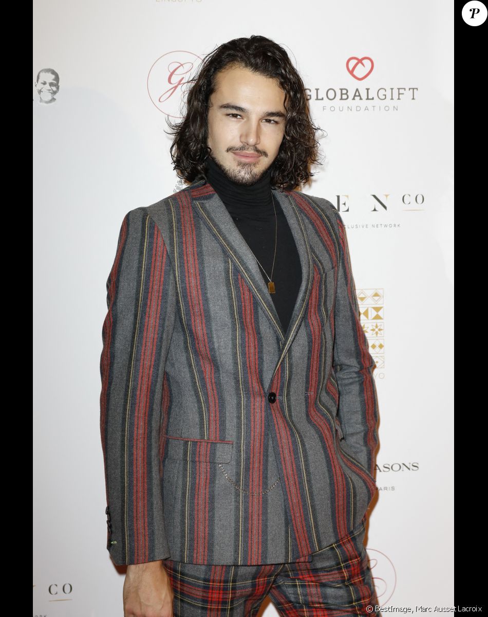 Anthony Colette - Photocall de la 10ème édition du "Global Gift Gala 2021" à l'hôtel Four Seasons Hotel George V à Paris le 30 octobre 2021. © Marc Ausset Lacroix/Bestimage