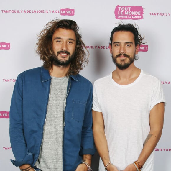 Exclusif - Les Frero Delavega (Jérémy Frérot et Florian Delavega) - Photocall de l'enregistrement de l'émission "Tout le monde chante contre le cancer, les stars relèvent le défi" à l'Olympia, qui sera diffusée le 22 décembre sur W9. Le 6 décembre 2016 © Guignebourg-Perusseau / Bestimage 