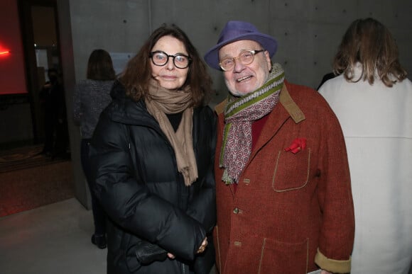 Bettina Rheims et Serge Moati - Vernissage de l'exposition de Charles Ray à la Bourse du Commerce à Paris. Le 15 février 2022. @ Bertrand Rindoff/Bestimage