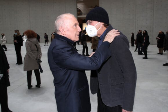 François Pinault et le sculpteur américain Charles Ray - Vernissage de l'exposition de Charles Ray à la Bourse du Commerce à Paris. Le 15 février 2022. @ Bertrand Rindoff/Bestimage