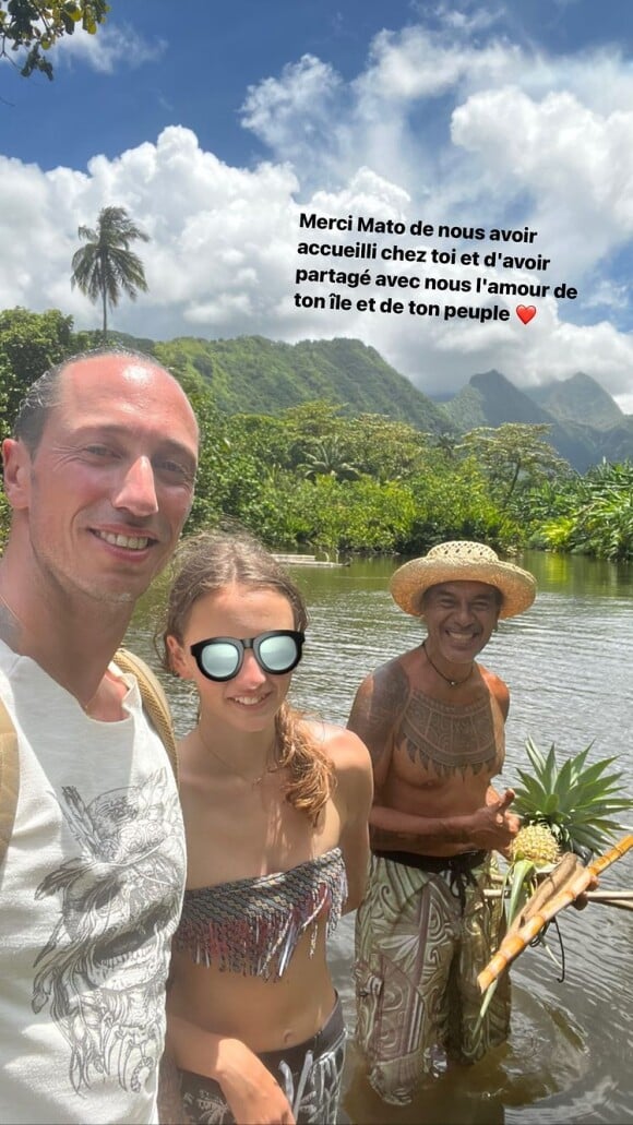 Frederick Bousquet et sa fille Manon à Tahiti.