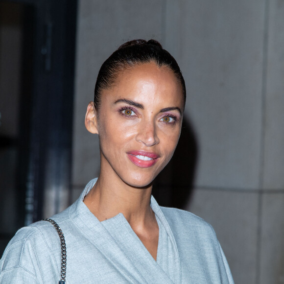 Noémie Lenoir - Arrivées à la soirée d'anniversaire de Carine Roitfeld à Paris. Le 30 septembre 2021 