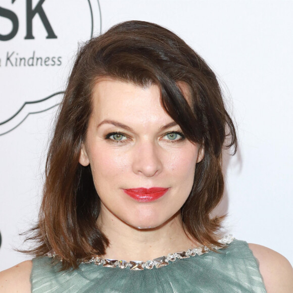 Milla Jovovich assiste aux Make Up Artist and Hair Stylists Guild Awards 2022 à l'hôtel Beverly Hilton. Beverly Hills, Los Angeles, le 19 février 2022.