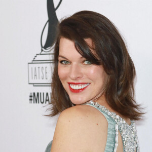 Milla Jovovich assiste aux Make Up Artist and Hair Stylists Guild Awards 2022 à l'hôtel Beverly Hilton. Beverly Hills, Los Angeles, le 19 février 2022.