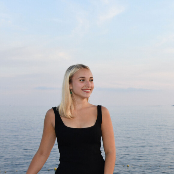 Alexandra Lamy et sa fille Chloé Jouannet - 6ème gala annuel de l'unité d'Antibes Juan les Pins, Vallauris, Golfe Juan, de la Croix Rouge française dans le cadre du prestigieux hôtel Eden Roc au Cap d'Antibes, le 2 juin 2018. © Bruno Bebert/Bestimage 