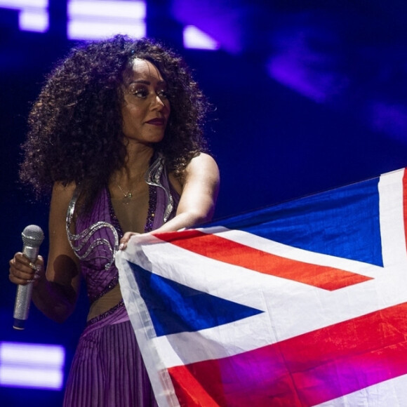 Melanie Brown (Mel B) et Geri Halliwell - Les Spice Girls en concert au Stade de Wembley dans le cadre de leur tournée "Spice World UK Tour". Londres, le 20 juin 2019. 
