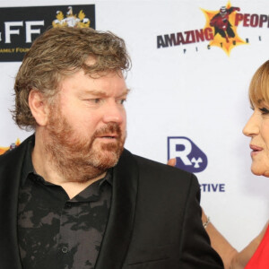 Stephen Hunter et Jane Seymour - Première du film "Ruby's Choice" au cinéma Hayden Orpheum Picture Palace à Sydney. Le 22 février 2022.