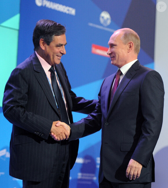 Francois Fillon et Vladimir Poutine se sont rencontrés lors de la 10ème réunion du "Valdai International Discussion Club". le 19 septembre 2013