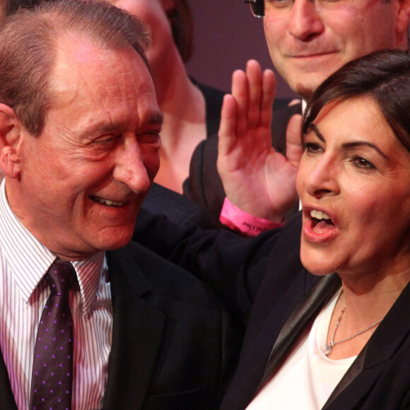 Bertrand Delanoë et Anne Hidalgo - Dernier grand meeting de campagne d'Anne Hidalgo au Cirque d'Hiver à Paris, dix jours avant le premier tour des élections municipales, le 13 mars 2014.