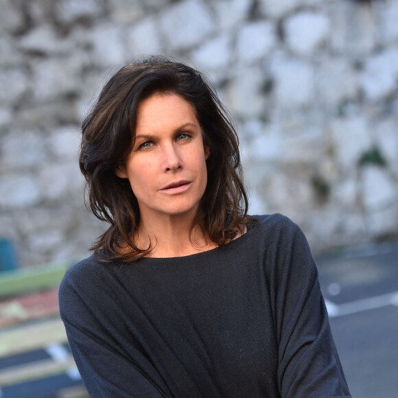 Astrid Veillon participe à la campagne "Lecture pour tous" au collège Ségurane à Nice . © Bruno Bebert / Bestimage
