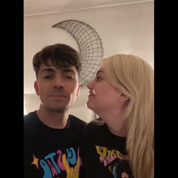 Louane et son chéri Florian sur TikTok. Février 2022