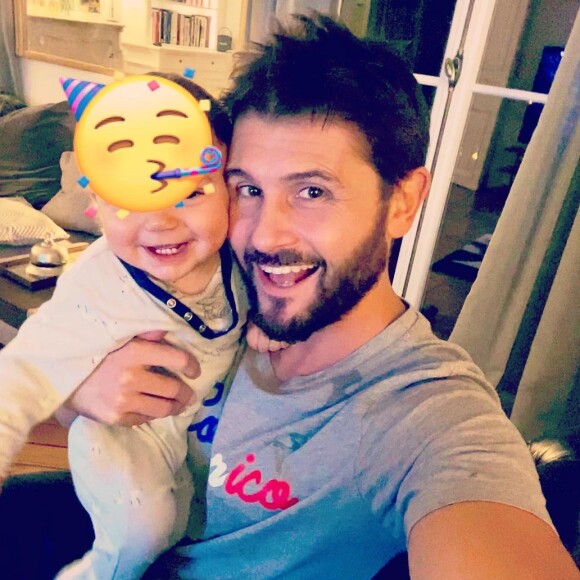 Christophe Beaugrand et son mari Ghislain sont les heureux papa de Valentin, qui fête son premier anniversaire ce 9 novembre 2020.