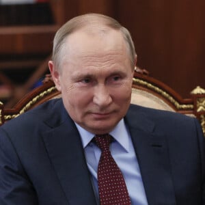 Le président russe Vladimir Poutine reçoit Alexander Shokhin, président de la "Russian Union of Industrialists and Entrepreneurs" au Kremlin à Moscou